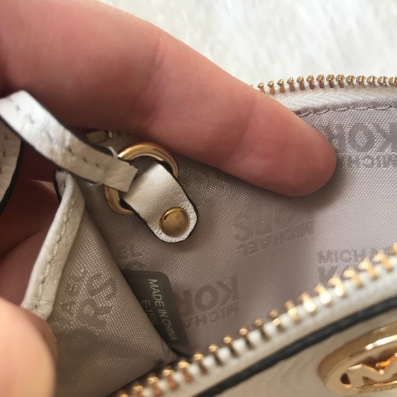 NWT Michael Kors Leather Key Pouch - Picture 4 of 7